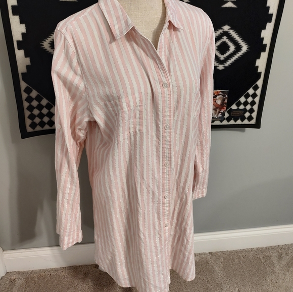 🩷 GUC Victoria's Secret Ladies Long Sleeve Button Front Nightgown, Baby Pink, L - Picture 2 of 12